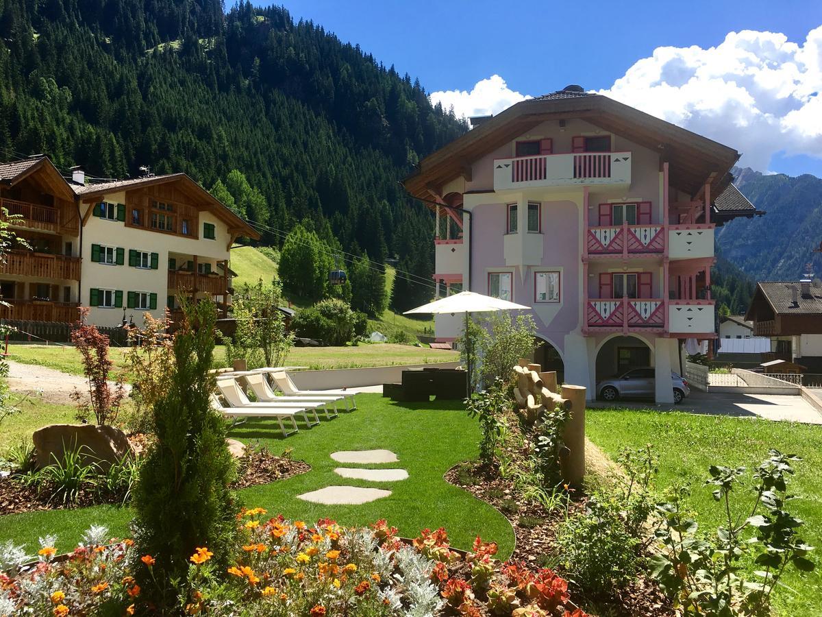 B&B Family Accommodation Canazei Bike Friendly Exterior foto